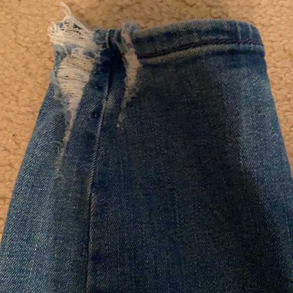 Old Navy Rockstar High Rise Super Skinny Jean - Picture 4 of 4